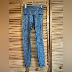 Lululemon Wunder Under 7/8 leggings. S/XS (0/2)